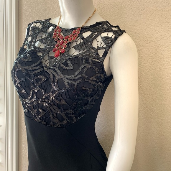 Sale ‼️EVE - Black Sequined Evening Gown w/ Slit - Picture 5 of 8